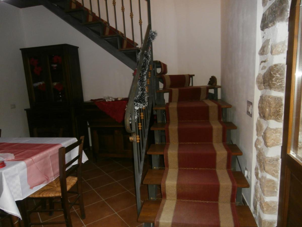 Borgo Degli Amici Vila Faicchio Exterior foto