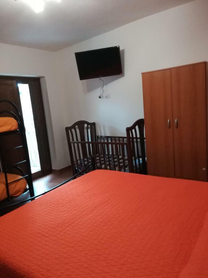 Borgo Degli Amici Vila Faicchio Exterior foto